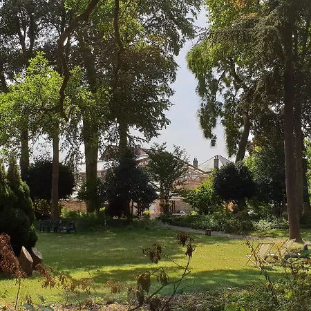 La Poudriere De Venant 度假居 *