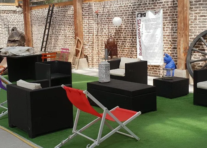 La Poudriere De Venant 別荘