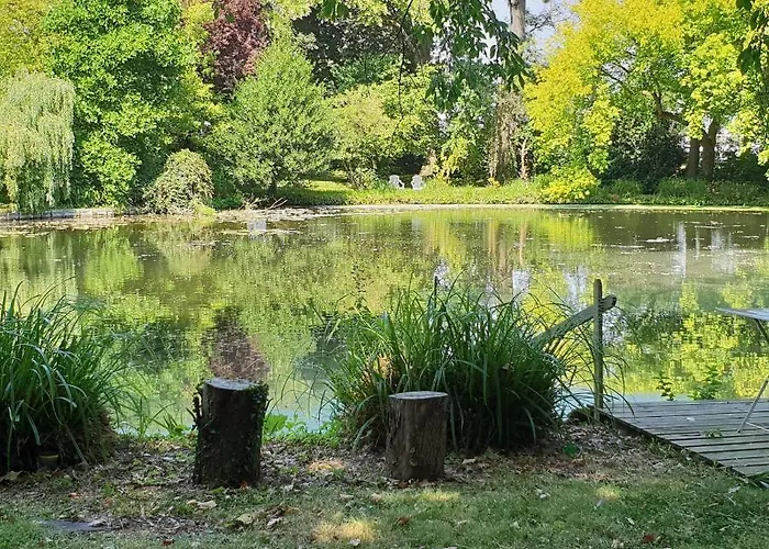 別荘 La Poudriere De Venant